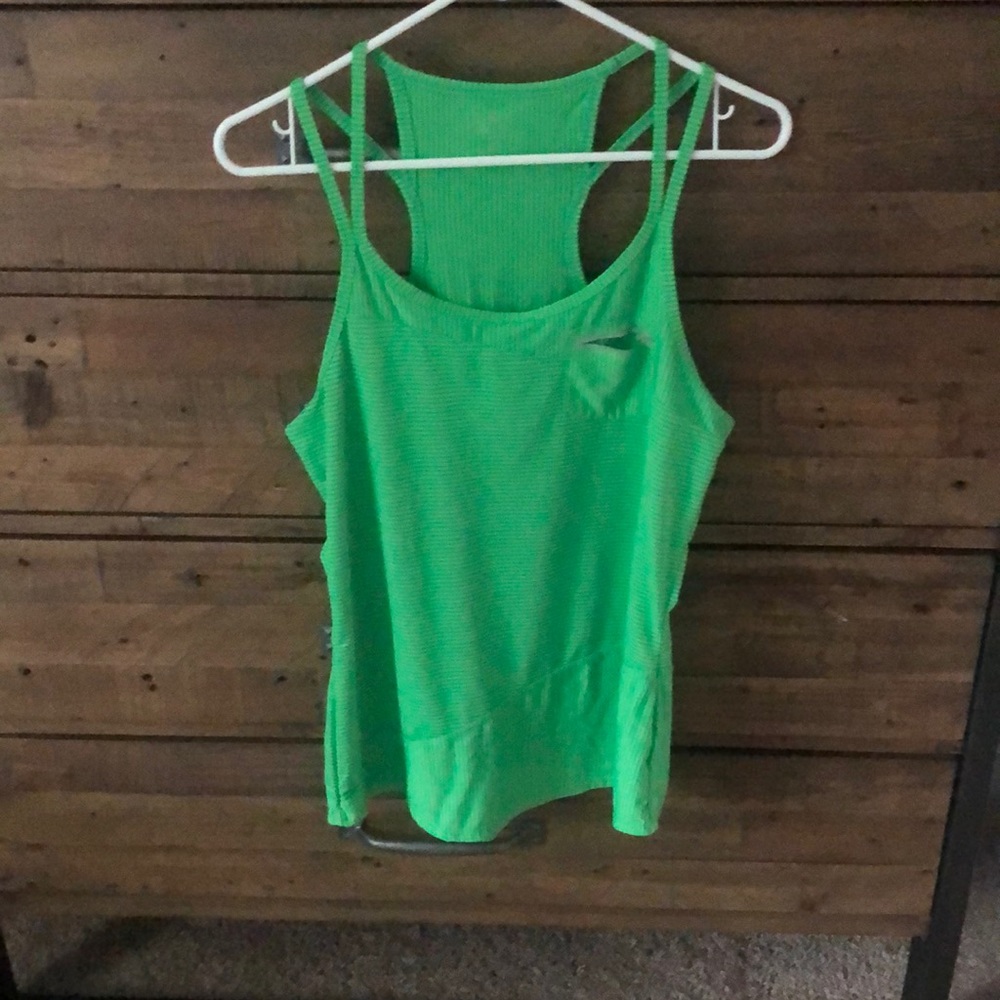 Athleta Speed setter tank.